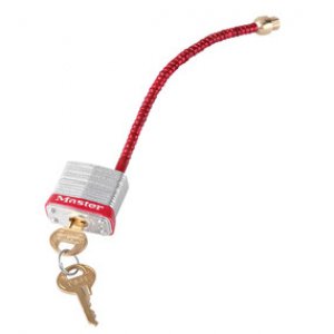 MASTER LOCK WIDE STEEL BODY, 4-PIN CYLINDER, FLEXIBLE STEEL CABLE