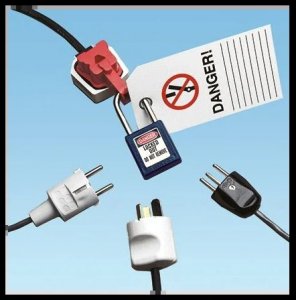 PANDUIT GLOBAL PLUG LOCKOUT